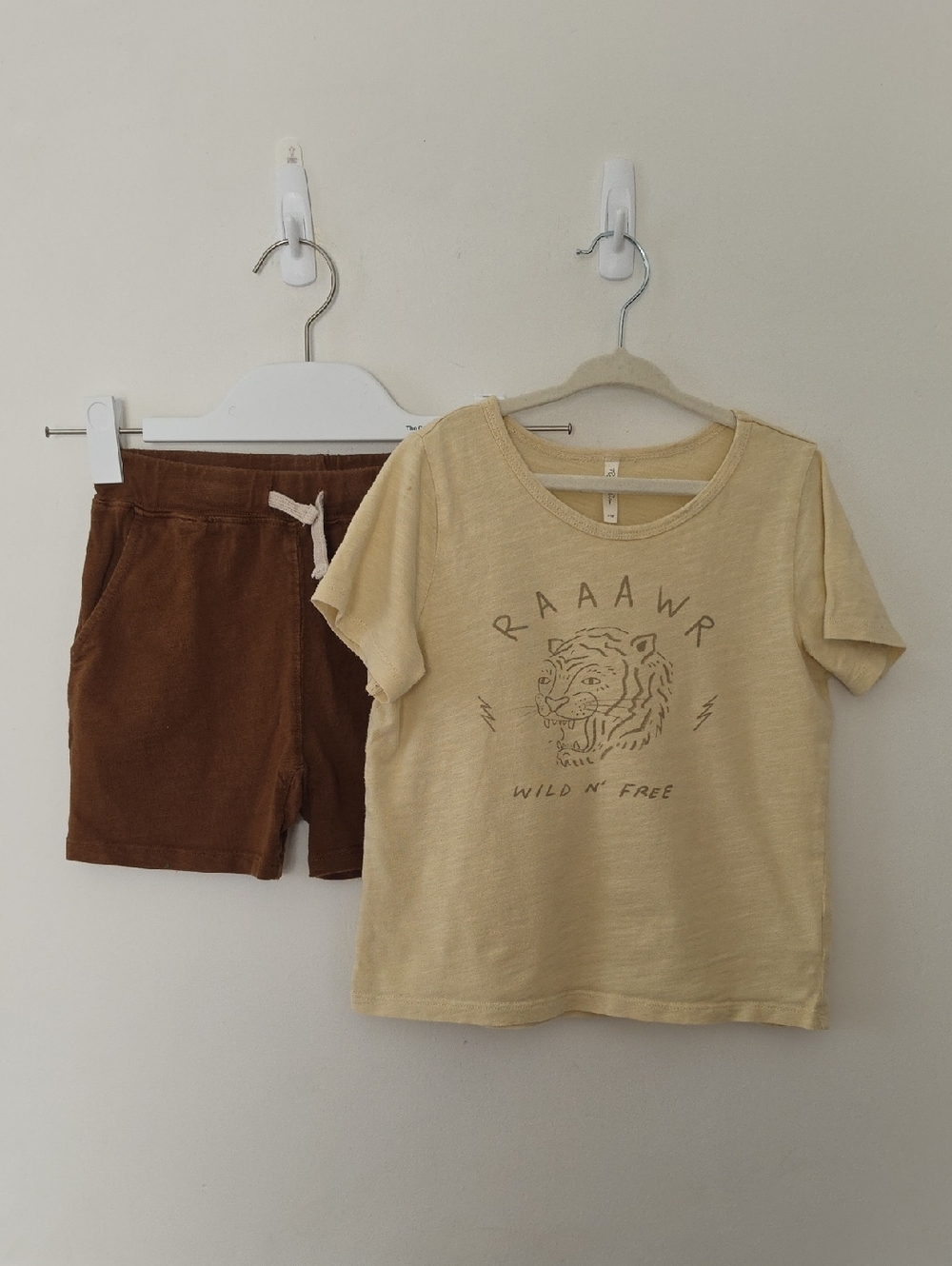 Rylee + Cru Matching Shorts and Tshirt Set 4-5 Years